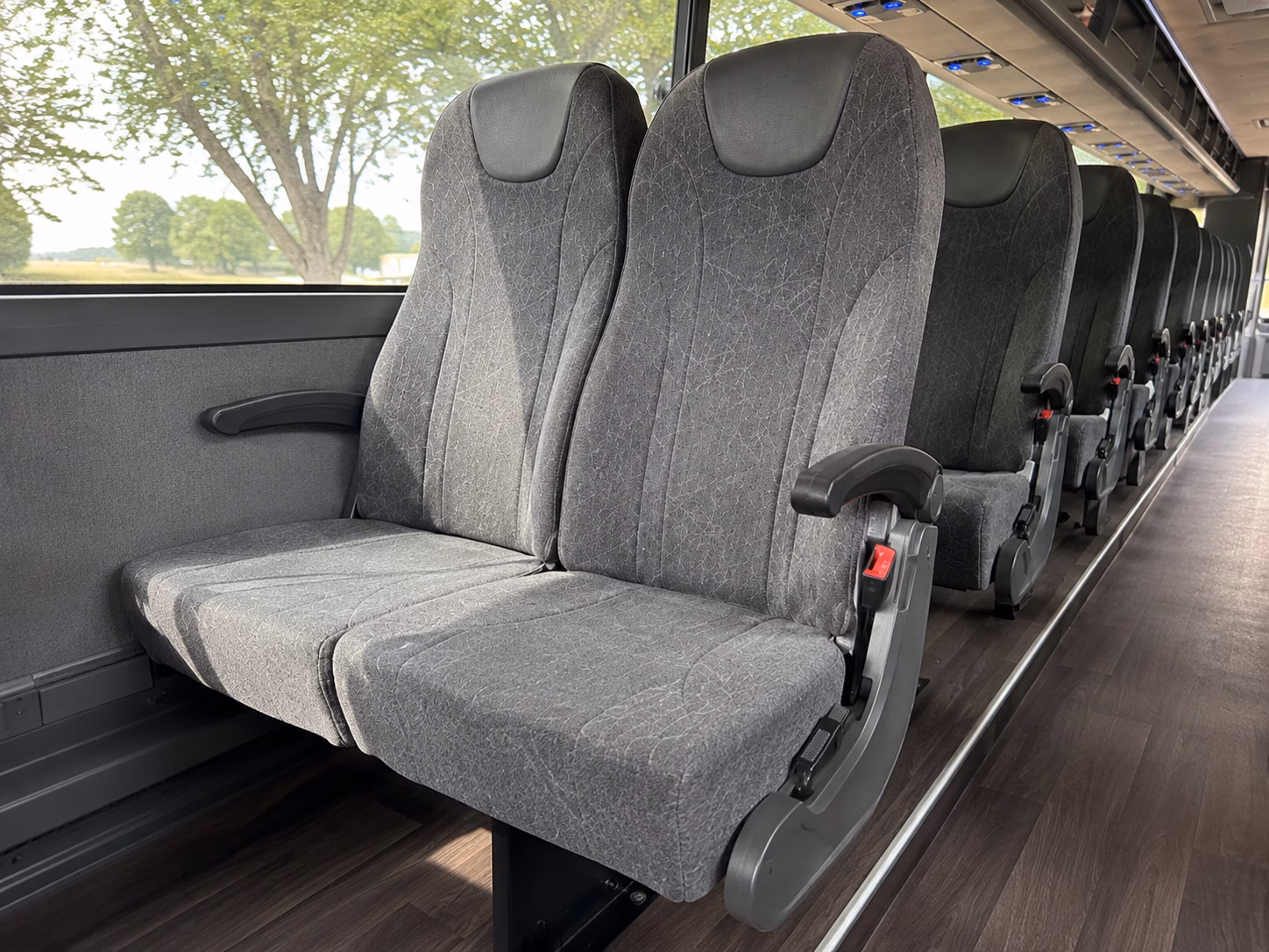 charter buses to humphreys concerts by the bay and san diego waterfront venues