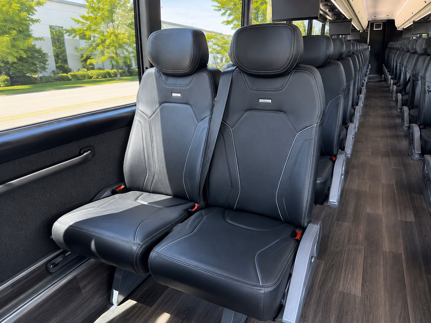 minibuses for the de portola road wine trail
