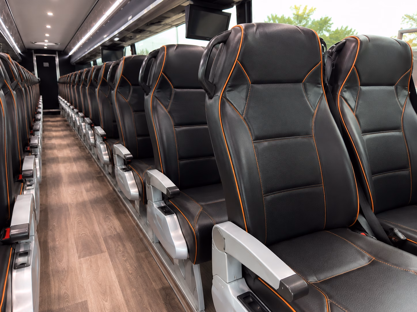 shuttle buses between carlsbad and fallbrook wedding venues